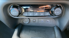 Nissan Juke 1.0 DiG-T N-Connecta 5dr DCT Petrol Hatchback